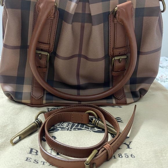Authentic Burberry Smoked Ckeck Northfield Tote - Picture 10 of 16